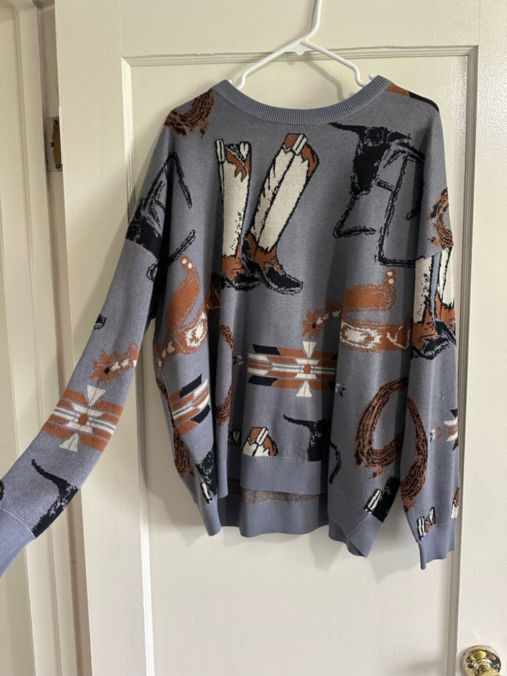 Women’s Western Motif Crewneck Sweater - Gray & Brown